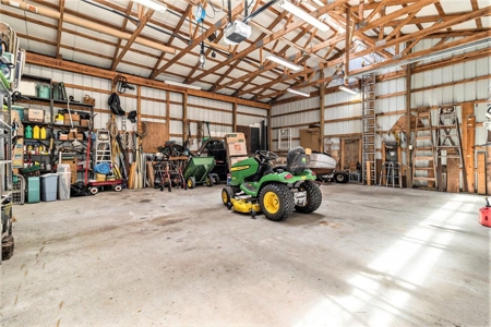 Quintessential Michigan lake cottage with acreage - image 6