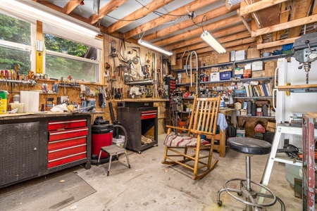 Quintessential Michigan lake cottage with acreage - image 7