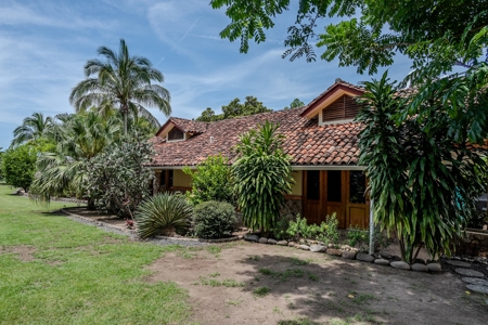 Oceanfront 3bed Villa with Pool in Costa Esmeralda - image 25