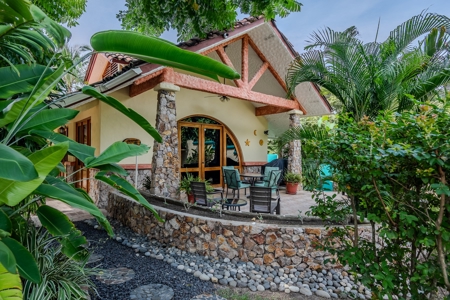 Oceanfront 3bed Villa with Pool in Costa Esmeralda - image 26