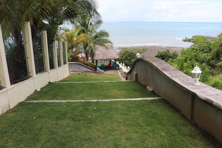 Oceanfront 3bed Villa with Pool in Costa Esmeralda - image 17