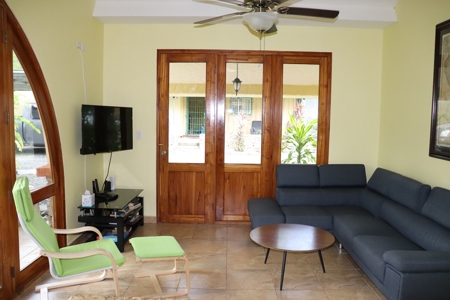 Oceanfront 3bed Villa with Pool in Costa Esmeralda - image 8