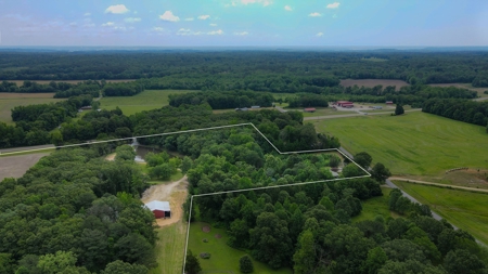 Hobby Farm for Sale Near TN River w/ Shop & Ponds in Camden - image 33