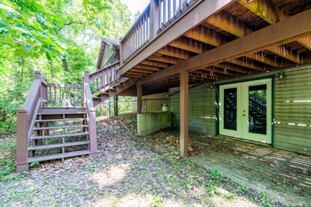 Country Home and Land for Sale in Vienna, MO - image 33