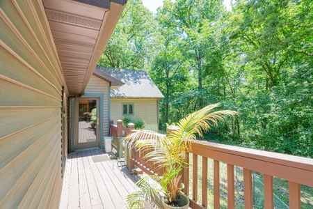 Country Home and Land for Sale in Vienna, MO - image 34