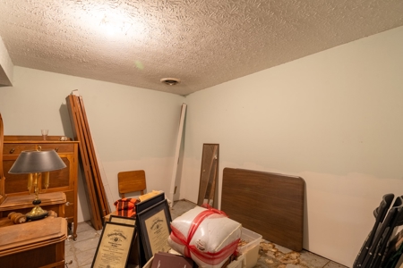 Country Home and Land for Sale in Vienna, MO - image 40