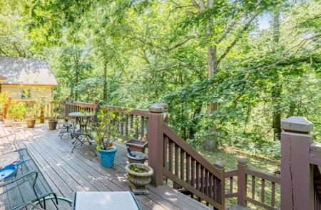 Country Home and Land for Sale in Vienna, MO - image 32