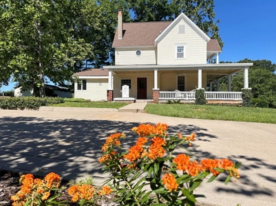 Charming Modern Farmhouse on 24 Acres for Sale, Vernon Co MO - image 47