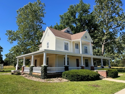 Charming Modern Farmhouse on 24 Acres for Sale, Vernon Co MO - image 44