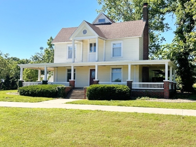 Charming Modern Farmhouse on 24 Acres for Sale, Vernon Co MO - image 43