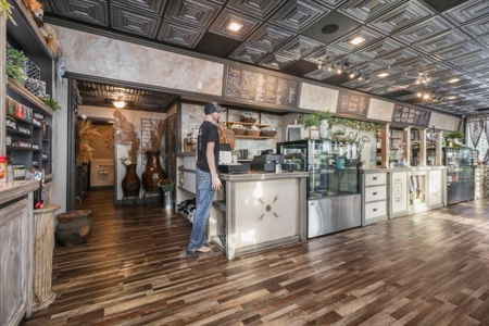 Successful Bakery and Catering Business in West Plains MO - image 6