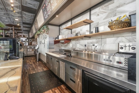 Successful Bakery and Catering Business in West Plains MO - image 8