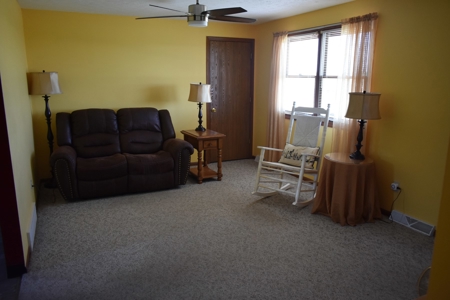 Move in ready with incredible view! - image 39