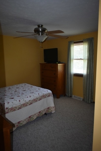 Move in ready with incredible view! - image 10