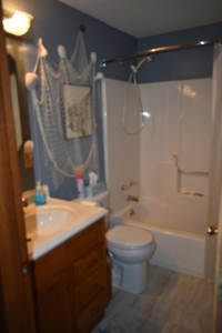 Move in ready with incredible view! - image 17