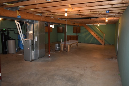 Move in ready with incredible view! - image 22
