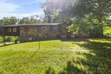 Charming Ranch Style Home on 6.62 Acres Howell County MO - image 5