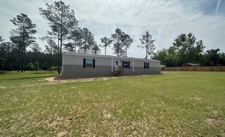 Country Home on 5 Acres in High Springs, FL - image 1
