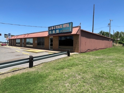 Commercial Building for Sale, Clinton, OK Income Producing - image 2