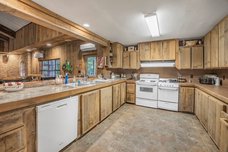 Rare Hunting Tract for Sale in Forrest County, MS - image 17