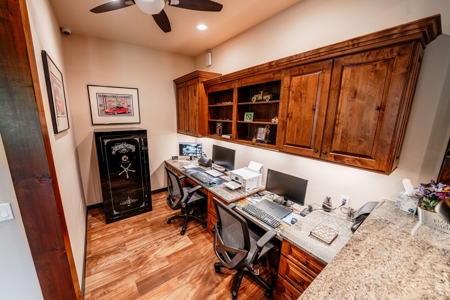 Luxury Riverfront Home For Sale - image 43