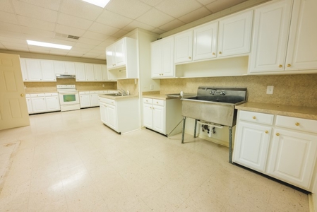 Offering #1 - Multi-Purpose or Commercial Building for Sale - image 37