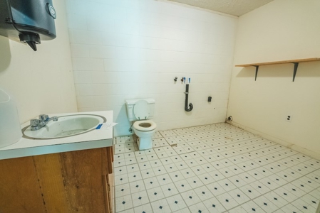 Offering #1 - Multi-Purpose or Commercial Building for Sale - image 45