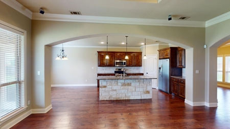Your Dream Home Awaits in China Spring,Tx! - image 9