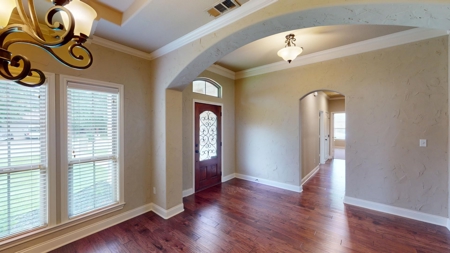 Your Dream Home Awaits in China Spring,Tx! - image 18