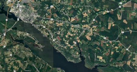 Waterfront Cottage with New Pier in Sought-After River Acres - image 18