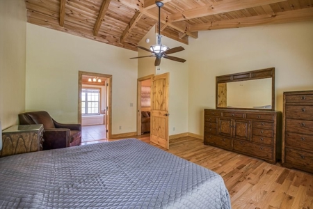 Mountain Home for Sale in Sugar Grove NC - image 35