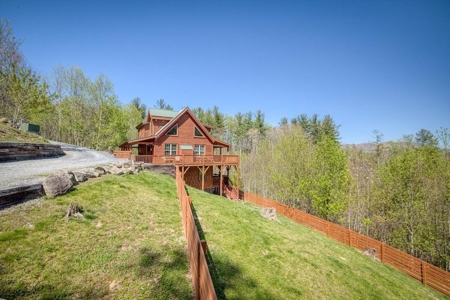 Mountain Home for Sale in Sugar Grove NC - image 6