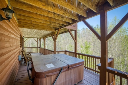 Mountain Home for Sale in Sugar Grove NC - image 47