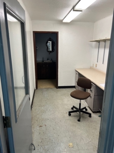 Commercial Building With Office Space - image 19