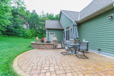 Custom Country Home with Acreage in Waupaca, WI - image 34