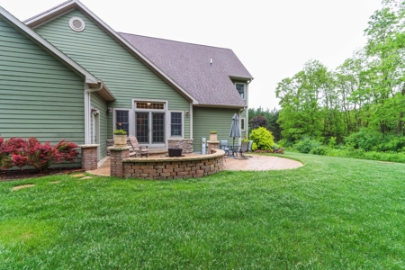 Custom Country Home with Acreage in Waupaca, WI - image 36