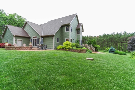 Custom Country Home with Acreage in Waupaca, WI - image 33