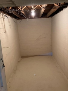 3 Bed, 2 Bath, Home in Town, Full Basement, Garage - image 20