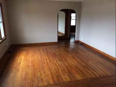 3 Bed, 2 Bath, Home in Town, Full Basement, Garage - image 6