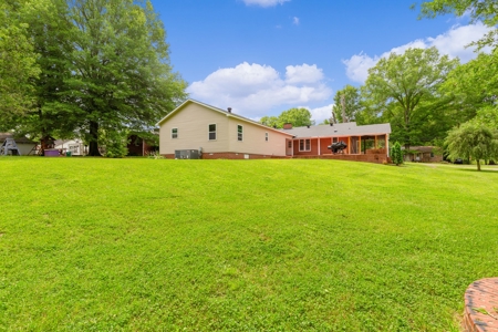 Brick Home for Sale - MIL Suite, Detached Garage - Milan, TN - image 17