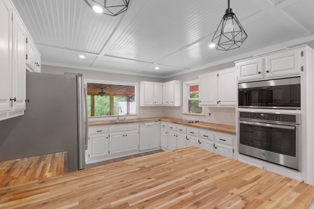 Brick Home for Sale - MIL Suite, Detached Garage - Milan, TN - image 7