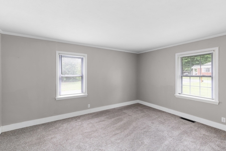 Brick Home for Sale - MIL Suite, Detached Garage - Milan, TN - image 9
