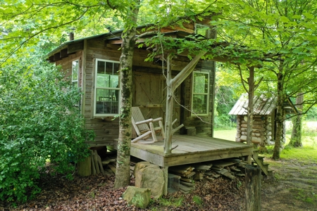 Off Grid Buffalo River Front Cabin & 18.66 Acres $345,900 - image 36