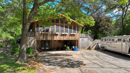 Stunning 4-Bedroom Cedar-Sided Home in Scenic Jackson County - image 7