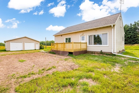Newly Updated Country Home on 10 Acres For Sale in Askov MN - image 18