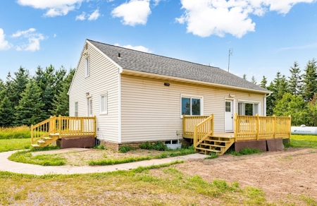 Newly Updated Country Home on 10 Acres For Sale in Askov MN - image 33