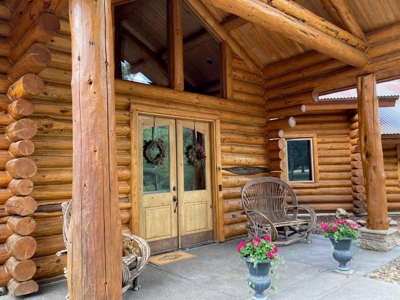 Exquisite Log Home Retreat Log Hill, Ridgway, Colorado - image 2