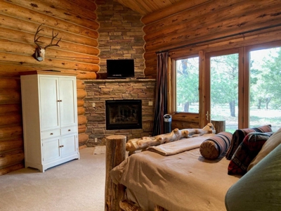 Exquisite Log Home Retreat Log Hill, Ridgway, Colorado - image 19