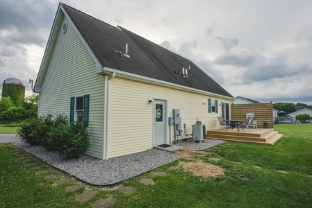 Cape Cod Home for Sale in Riner VA - image 44