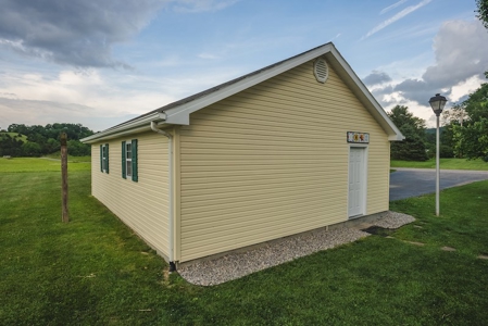 Cape Cod Home for Sale in Riner VA - image 42